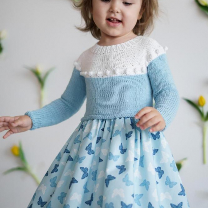 Нежно-голубое детское платье
