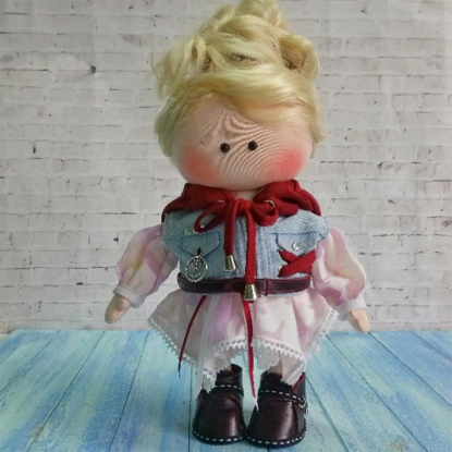 Интерьерная текстильная кукла 