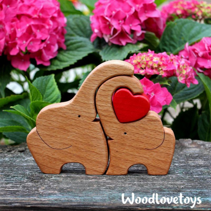 Пазл деревянный "Влюбленные слоники"
