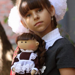 Портретная кукла Школьница